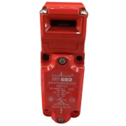 Tongue Interlock Switch Guardmaster MT-GD2, 3NC safety| 1NO aux. 10A 240V, painted zinc alloy, ss, ½-in. NPT, IP67, red/yellow