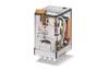 Relais 55.34, 4CO (4PDT) 7A 250VAC, cv 230VAC, mechanische Anzeige, Leiterplattenmontage, TS35 Fassung (94.P4/04/54/74/84.2/94.3), Finder